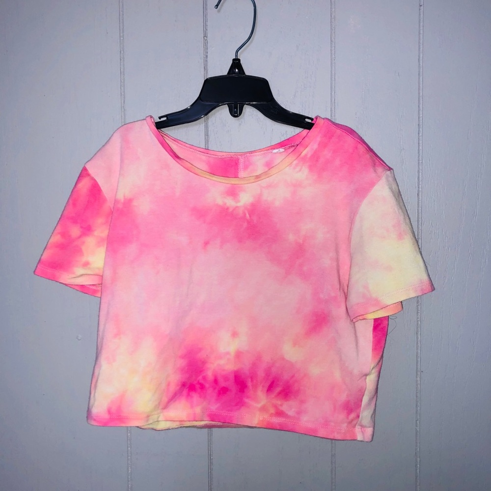 Womans crop-top